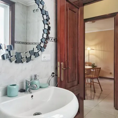 Desconectaengalicia Rosalia, 100m Playa Silgar * סנשנשו