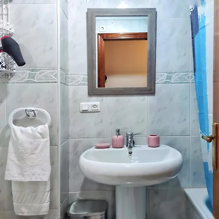 Desconectaengalicia Rosalia, 100m Playa Silgar סנשנשו